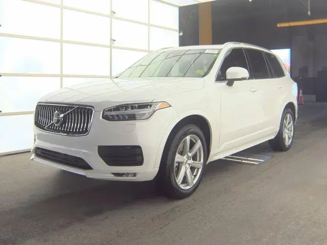 VOLVO XC90 T5 MOMENTUM 7-PASSENGER 2022
