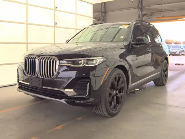 BMW X7 SPORTS ACTIVITY VEHICLE 2021