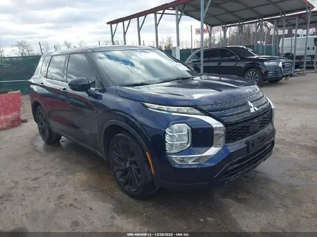 MITSUBISHI OUTLANDER BLACK EDITION 2022