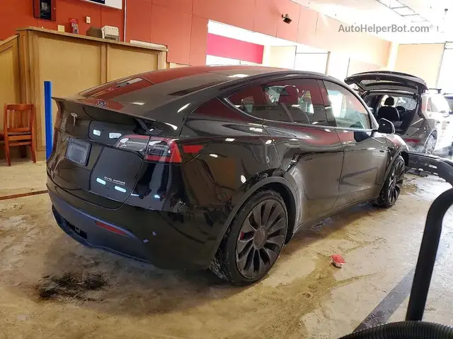 TESLA MODEL Y PERFORMANCE 2022