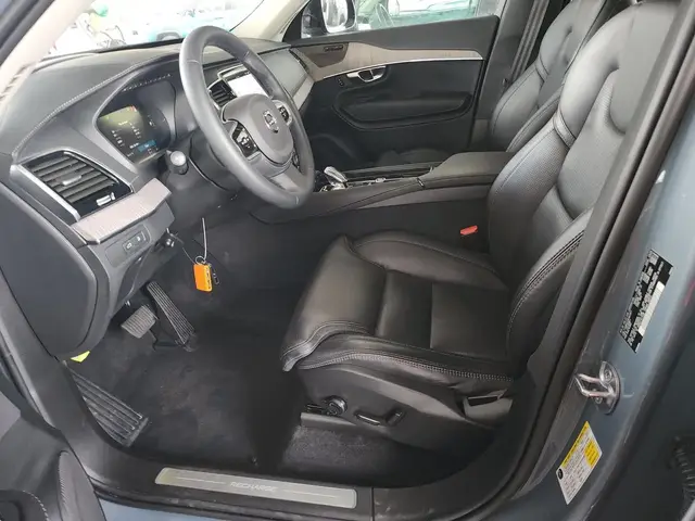 VOLVO XC90 RECHARGE PLUG-IN HYBRID 2023