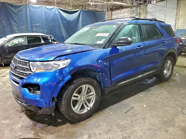 FORD EXPLORER XLT 2022