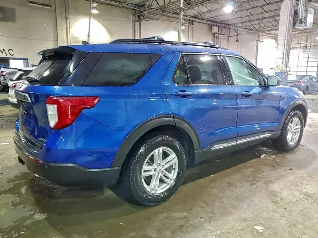 FORD EXPLORER XLT 2022