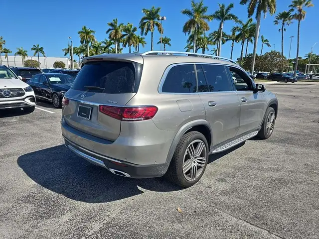 MERCEDES-BENZ GLS 450 4MATIC 2022