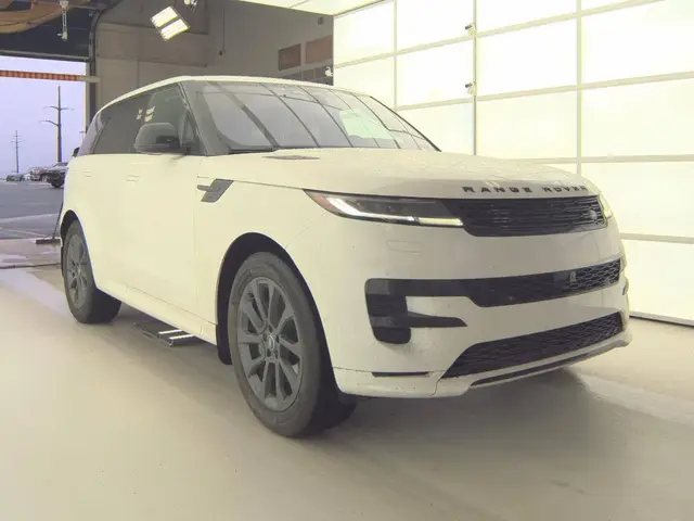 LAND ROVER RANGE ROVER SPORT SE 2023