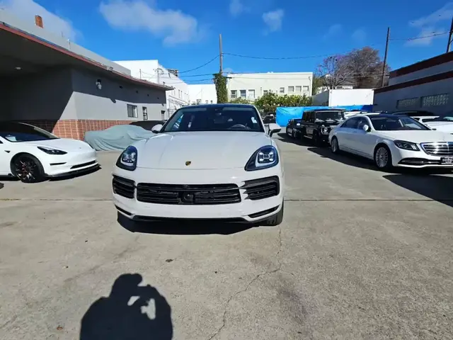 PORSCHE CAYENNE E-HYBRID COUPE 2022