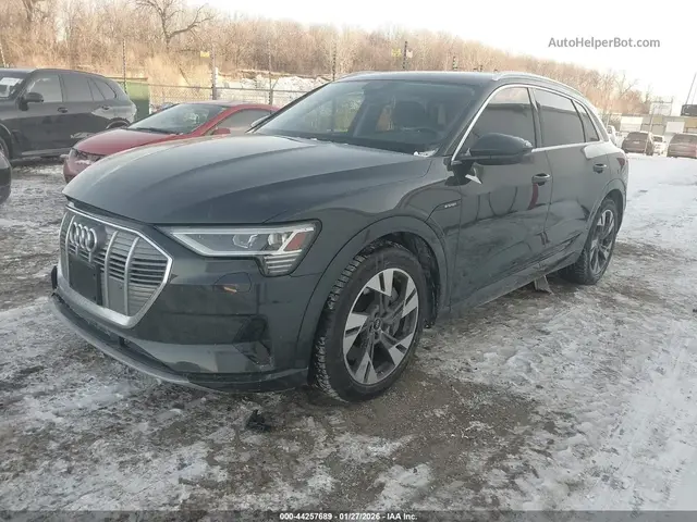 AUDI E-TRON PREMIUM QUATTRO 2021