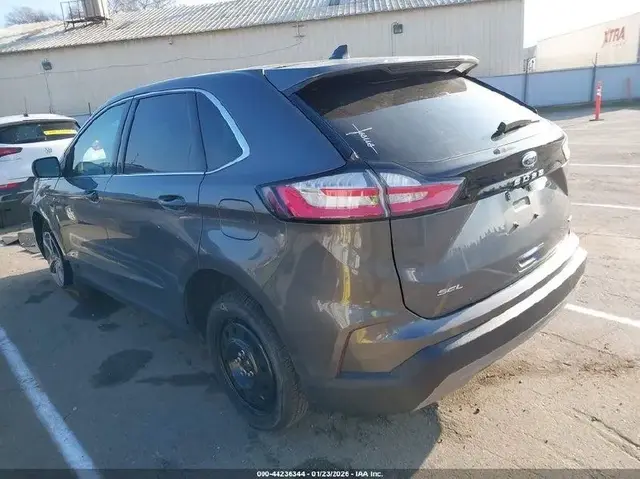 FORD EDGE SEL 2022