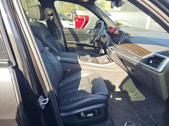 BMW X5 SPORTS ACTIVITY VEHICLE 2024