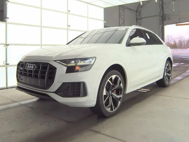AUDI Q8 PREMIUM 2019