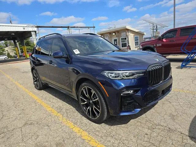 BMW X7 SPORTS ACTIVITY VEHICLE 2022