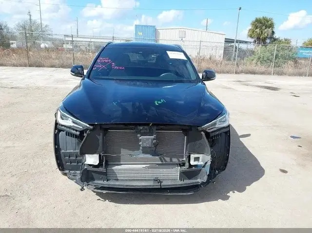 INFINITI QX50 LUXE 2022