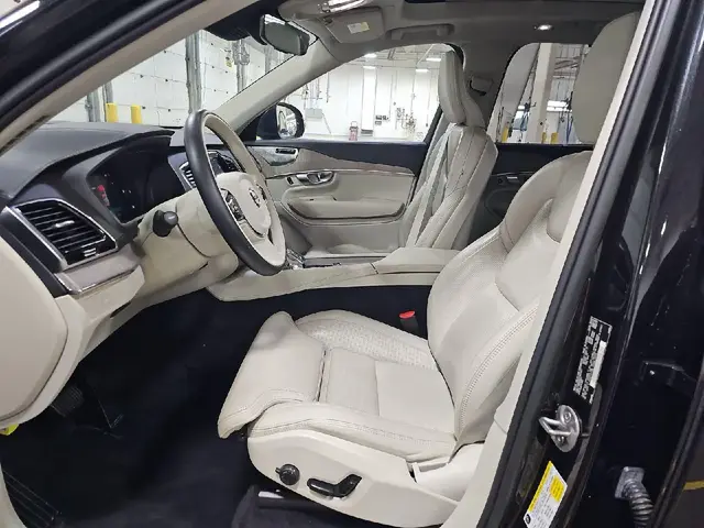 VOLVO XC90 B6 ULTIMATE 7-PASSENGER 2023