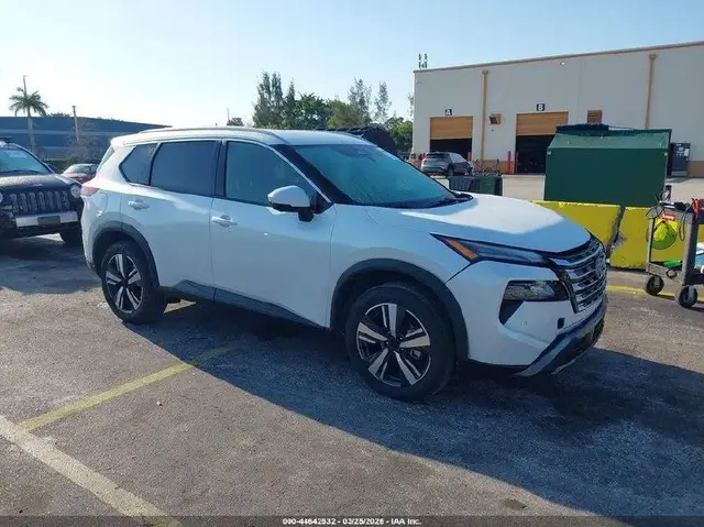 NISSAN ROGUE SL 2026