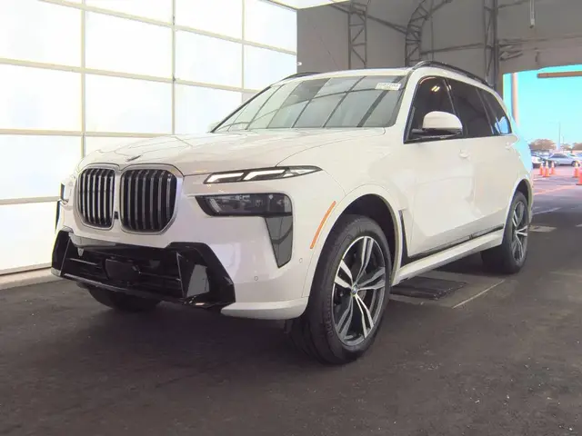 BMW X7 SPORTS ACTIVITY VEHICLE 2023