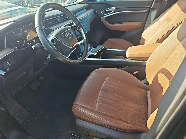 AUDI E-TRON PREMIUM PLUS 2022