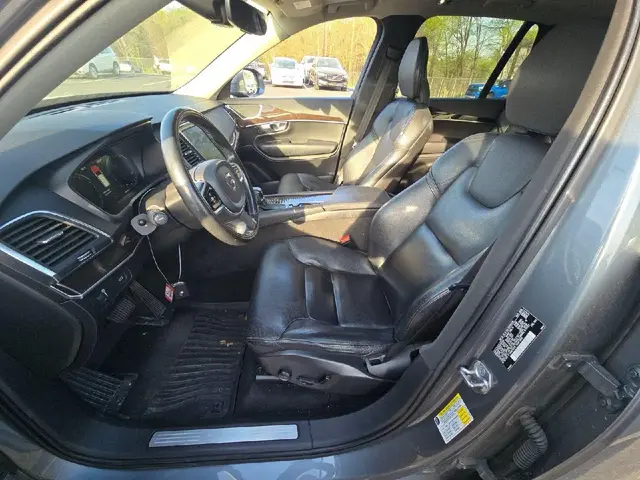 VOLVO XC90 T6 MOMENTUM 2019