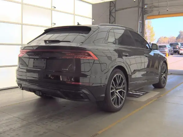AUDI Q8 PRESTIGE S LINE 2023