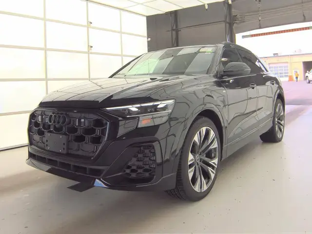 AUDI Q8 PREMIUM PLUS 55 2026