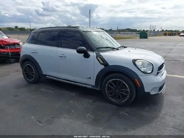 MINI COUNTRYMAN COOPER ALL4 COUNTRYMAN COOPER S ALL4 2016