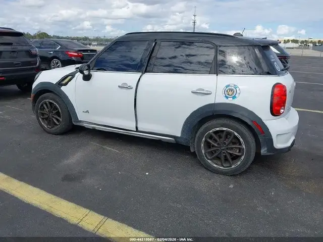 MINI COUNTRYMAN COOPER ALL4 COUNTRYMAN COOPER S ALL4 2016