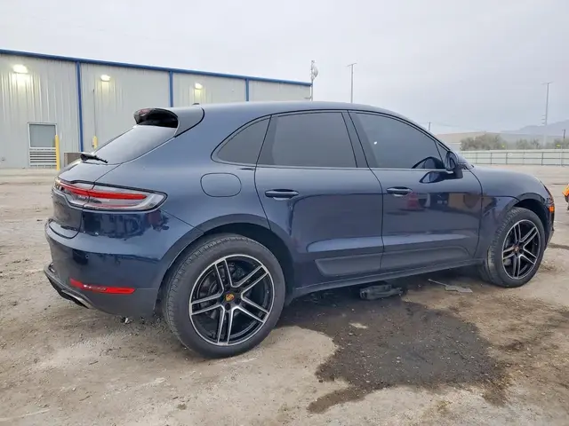 PORSCHE MACAN 2021