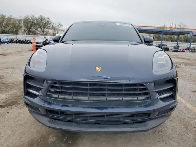 PORSCHE MACAN 2021