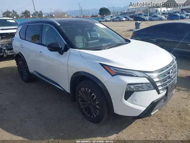 NISSAN ROGUE PLATINUM 2024