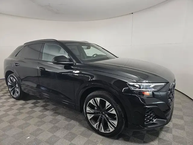 AUDI Q8 PREMIUM PLUS 55 2026