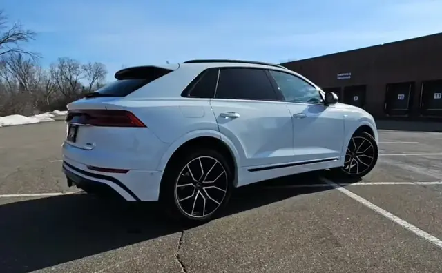 AUDI Q8 PRESTIGE 2022