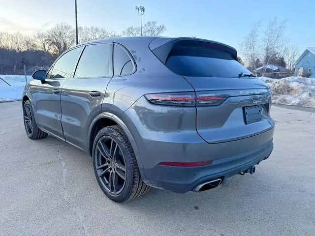 PORSCHE CAYENNE 2021