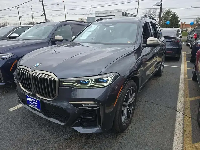 BMW X7 SPORTS ACTIVITY VEHICLE 2022