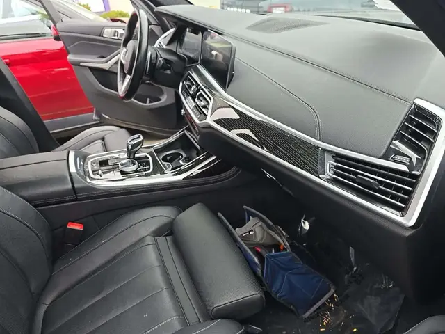 BMW X7 SPORTS ACTIVITY VEHICLE 2022