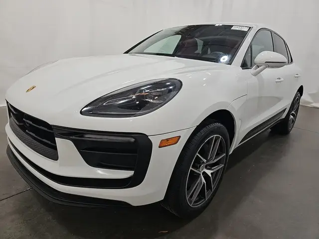 PORSCHE MACAN 2022