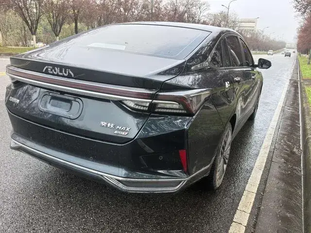 DONGFENG AEOLUS YIXUAN MAX 2022