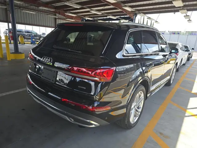 AUDI Q7 PREMIUM 55 TFSI 2022