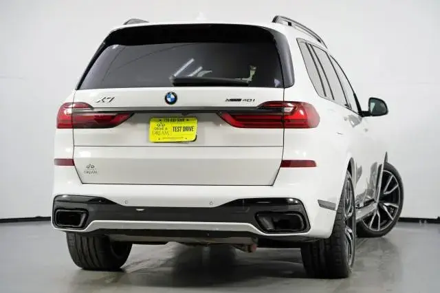 BMW X7 SPORTS ACTIVITY VEHICLE 2022