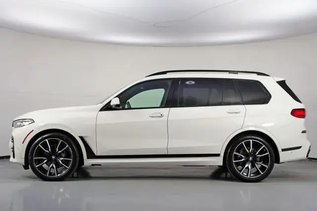BMW X7 SPORTS ACTIVITY VEHICLE 2022