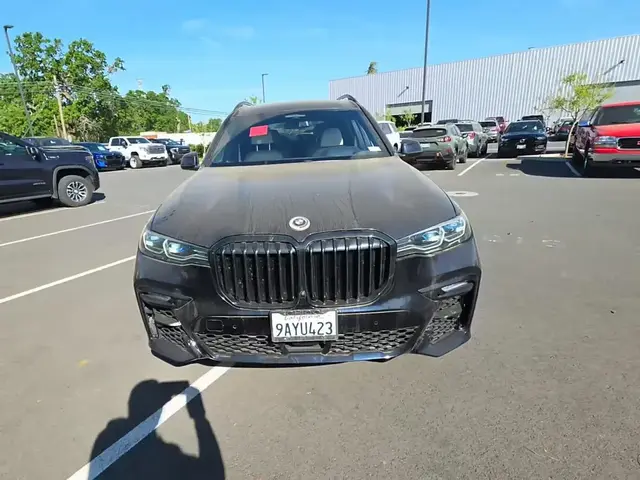 BMW X7 SPORTS ACTIVITY VEHICLE 2022