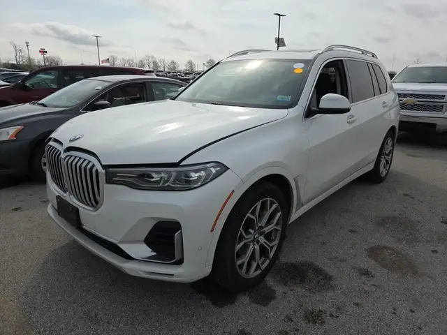 BMW X7 SPORTS ACTIVITY VEHICLE 2021