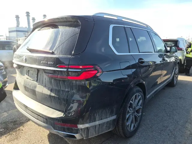 BMW X7 2023