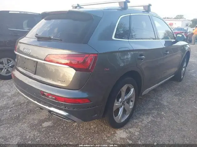 AUDI Q5 2022
