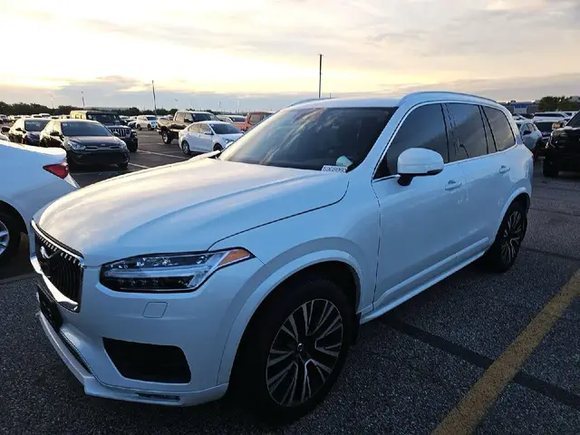 VOLVO XC90 T6 MOMENTUM 7 2022