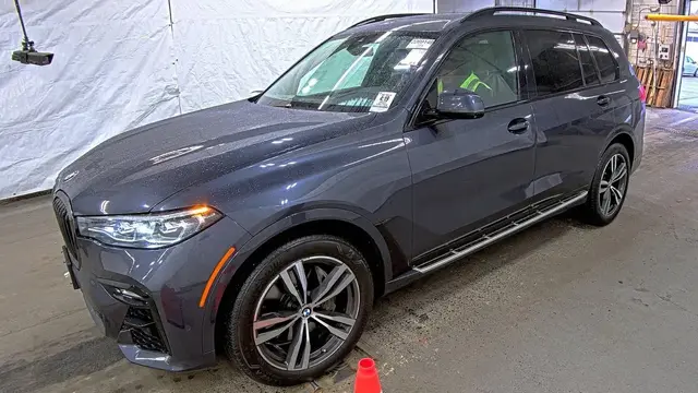 BMW X7 SPORTS ACTIVITY VEHICLE 2022