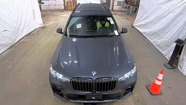 BMW X7 SPORTS ACTIVITY VEHICLE 2022