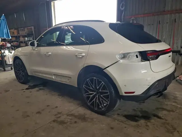 PORSCHE MACAN BASE 2023