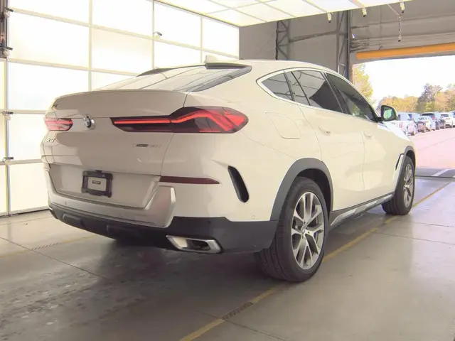 BMW X6 SPORTS ACTIVITY COUPE 2023