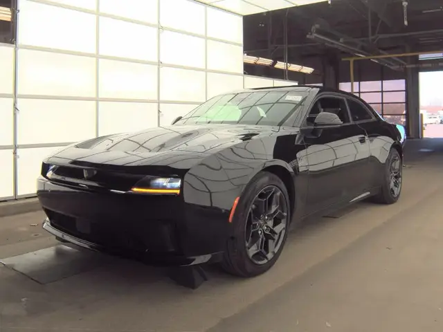 DODGE CHARGER DAYTONA R/T 2025