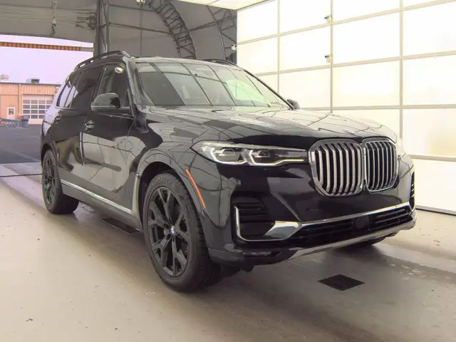 BMW X7 SPORTS ACTIVITY VEHICLE 2022