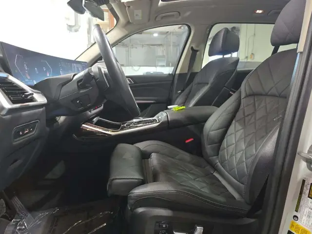 BMW X7 SPORTS ACTIVITY VEHICLE 2024